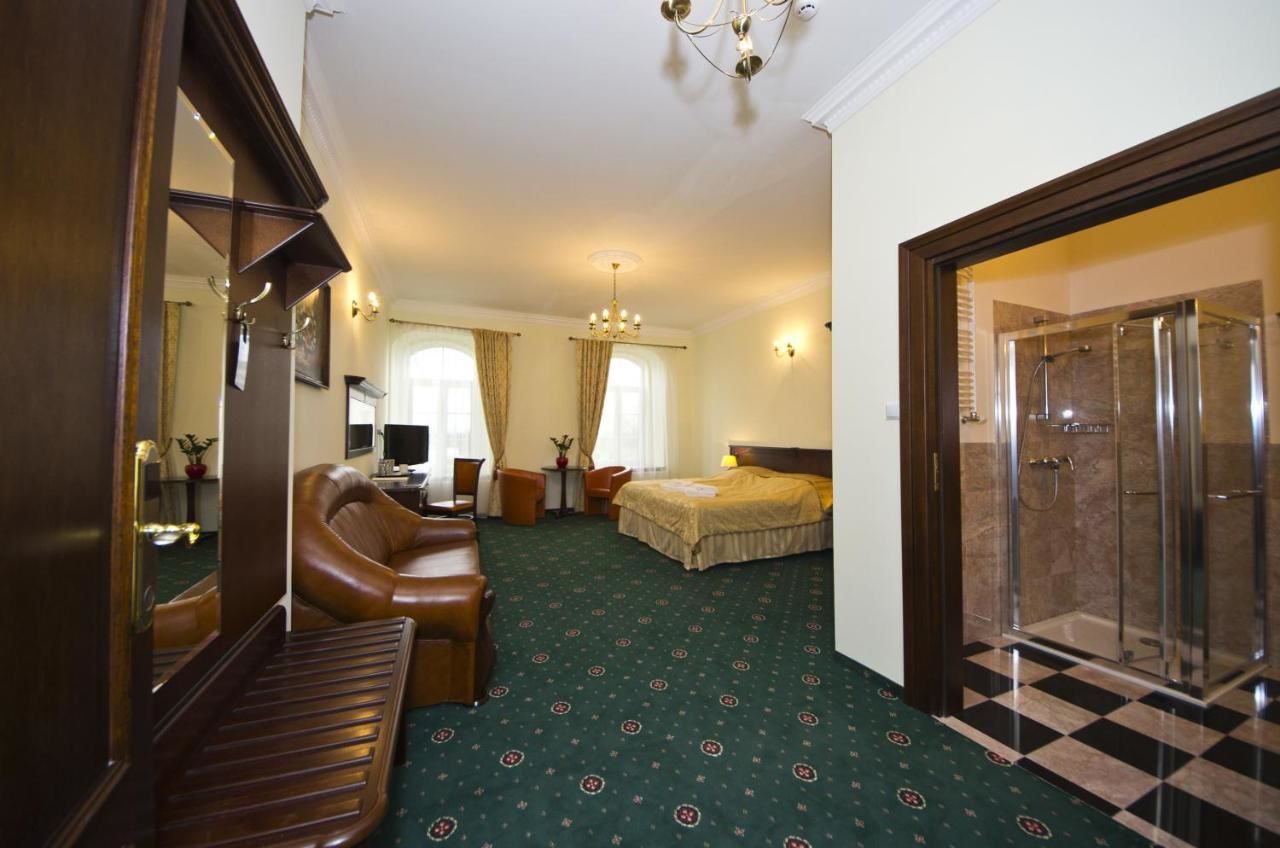 Отель Royal Hotel Modlin Новы-Двур-Мазовецки-11